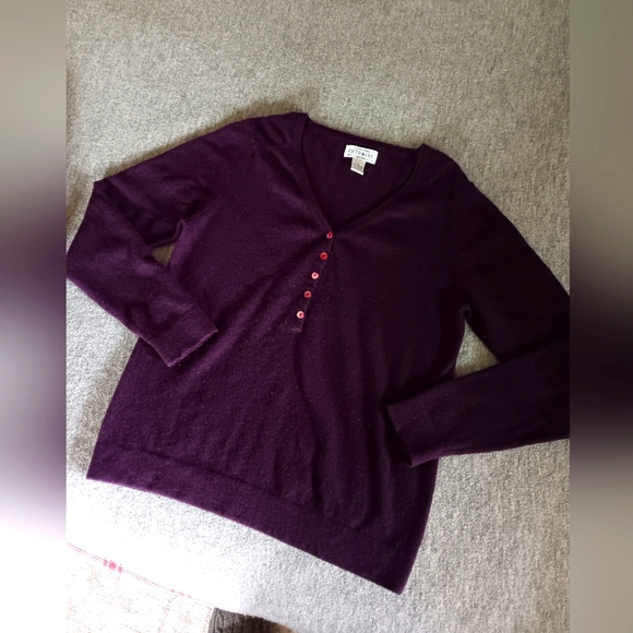 Vintage Cashmere Sweater - Picture 5 of 5